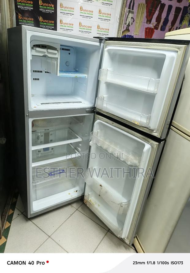 Top Freezer Samsung Fridge - thumbnail 3