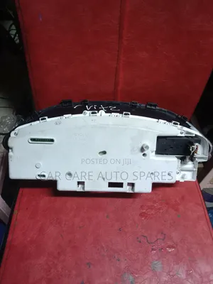 Dashboard Clock Toyota Vitz 2010