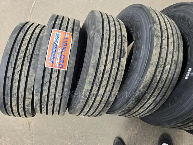 235/75r17.5 Lionlord Tyre - thumbnail 3