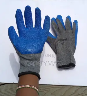 Diamond Gloves Hard Grip