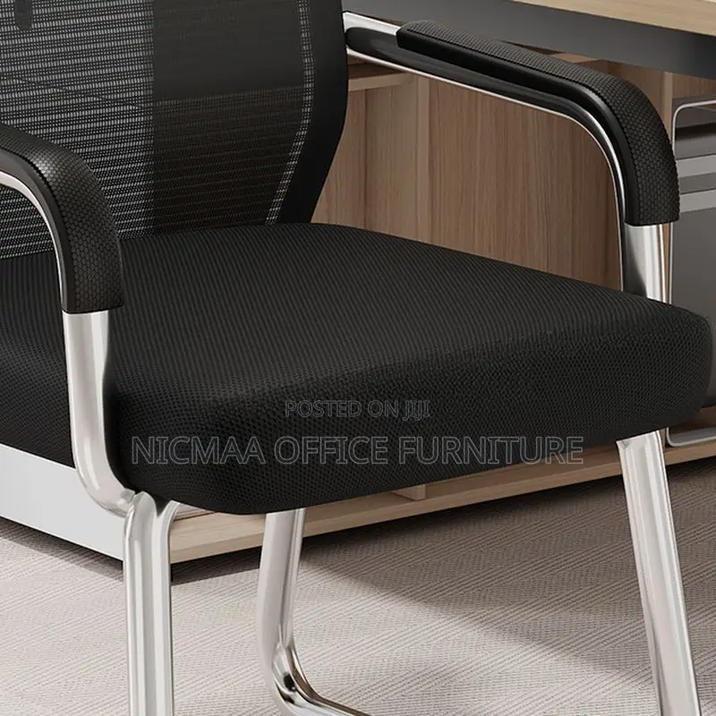 Office Seat: Modern Mesh Visitor Seat