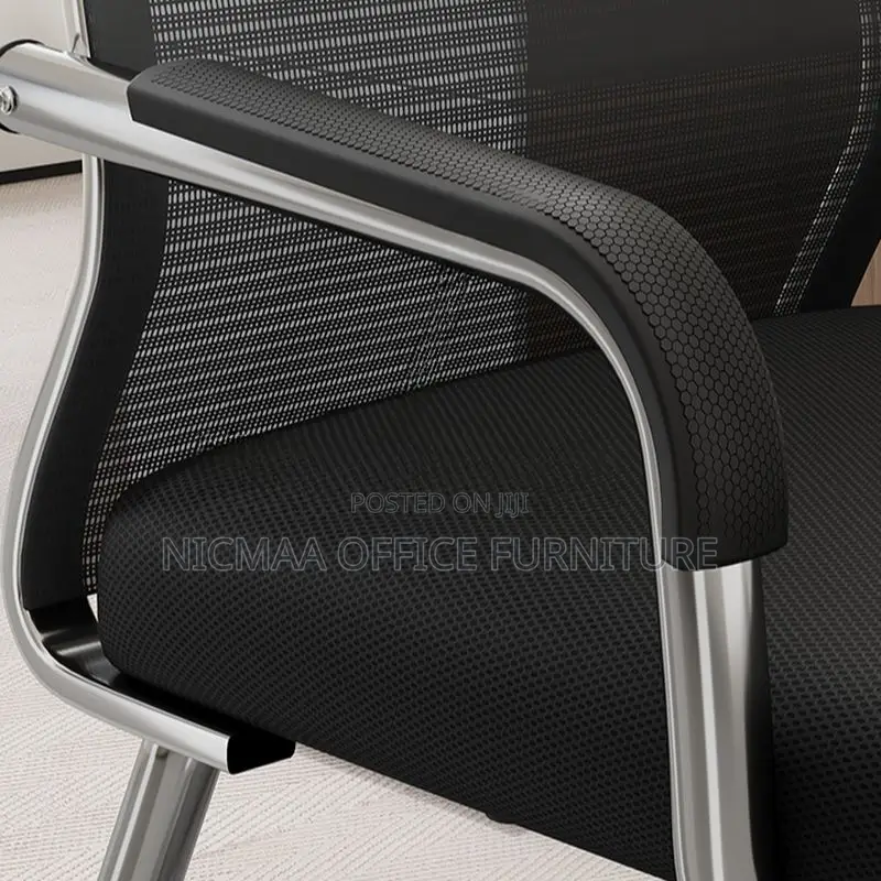 Office Seat: Modern Mesh Visitor Seat