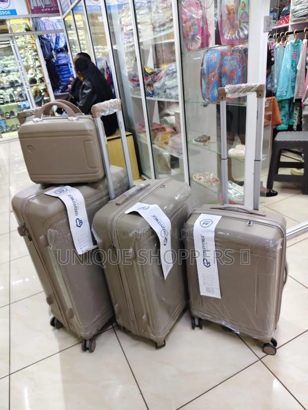 *4 in 1 Luxurious Unbreakable Suitcase* Zipper Closure Frame. - thumbnail 2