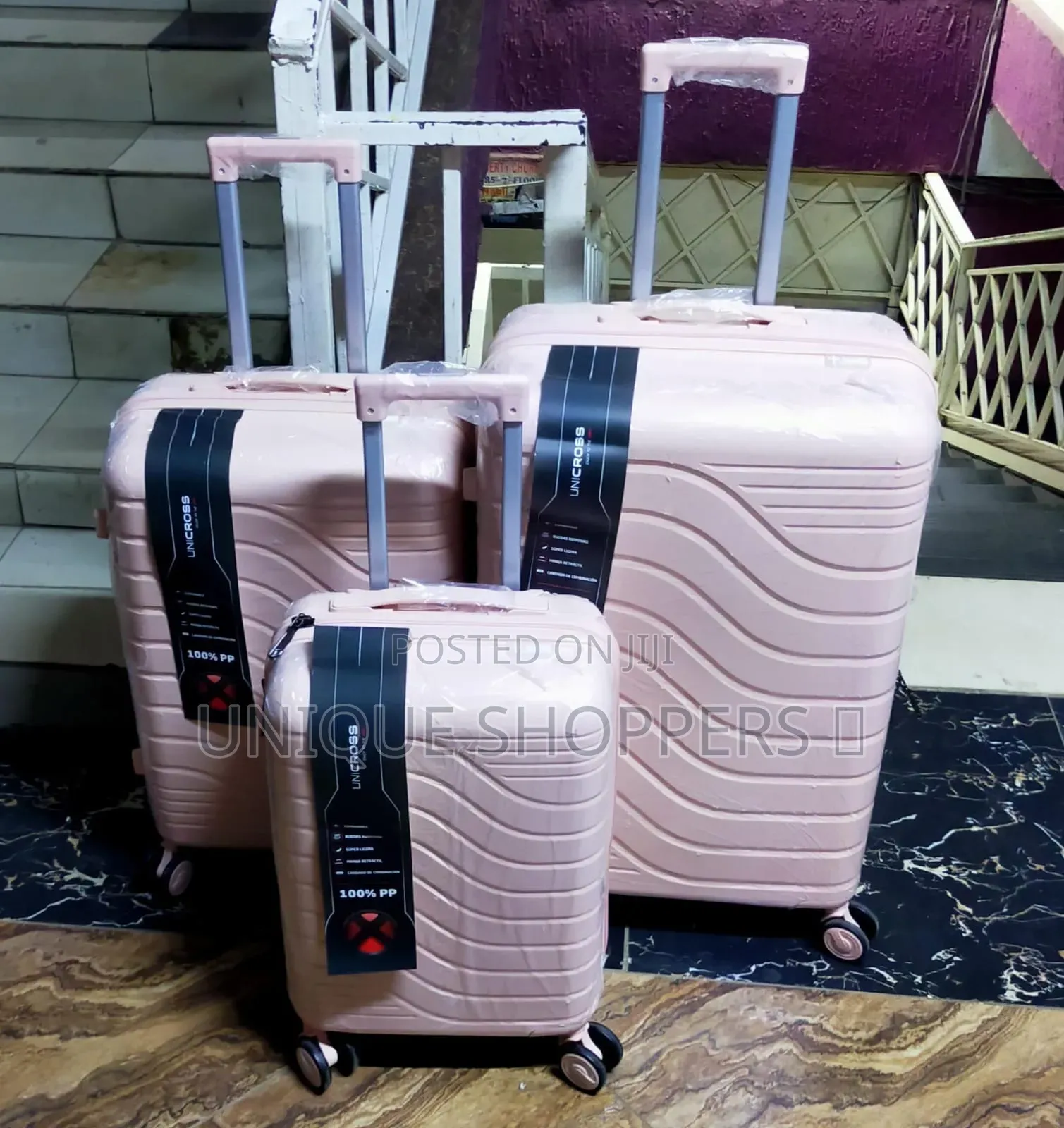 *3 in 1 Unbreakable Pp Suitcases*