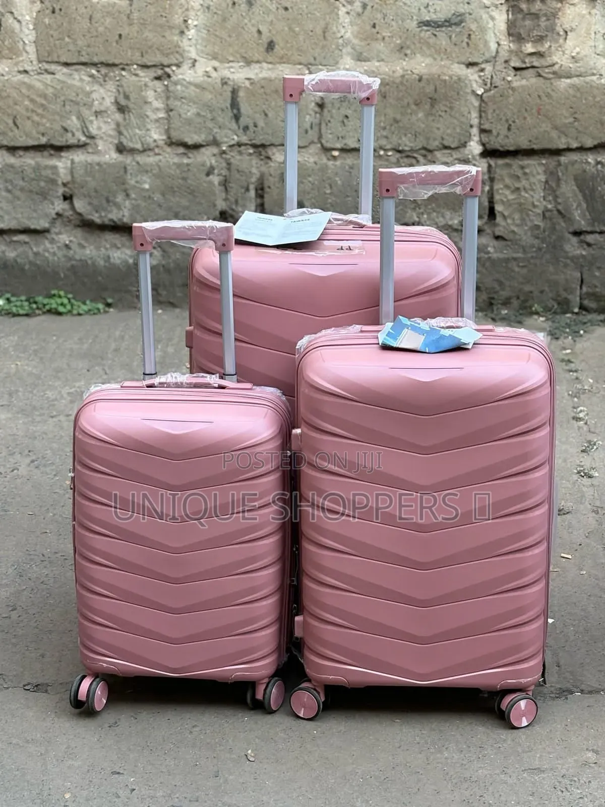 *3 in 1 Unbreakable Pp Suitcases*