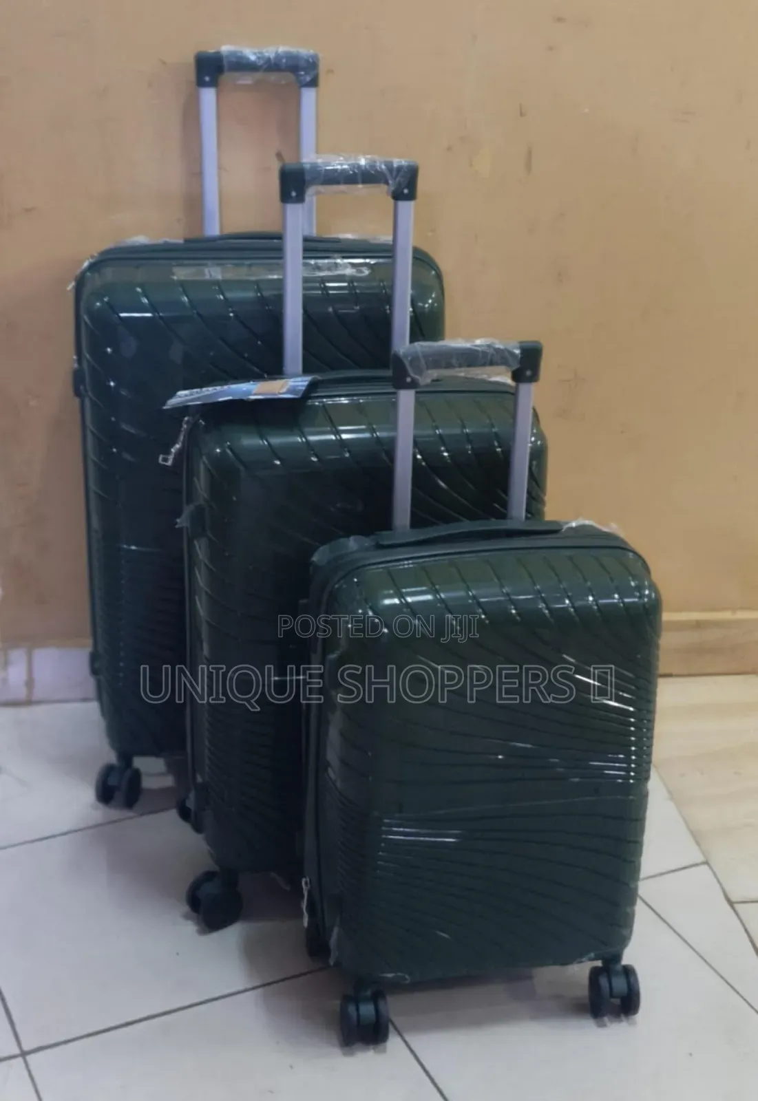 *3 in 1 Unbreakable Pp Suitcases*