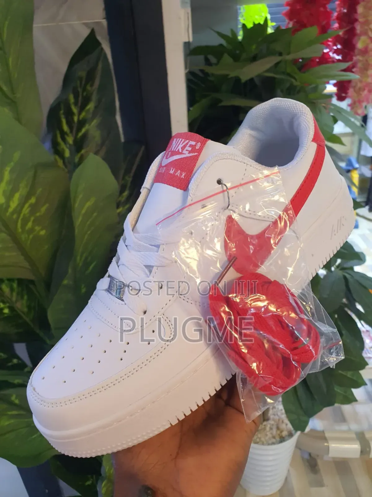 Printed Nike Air Ndege Sneakers