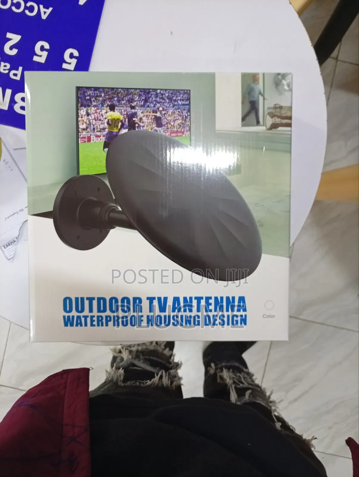 Outdoor Tv Antenna With a Waterproof Housing Design. Tv Areal
