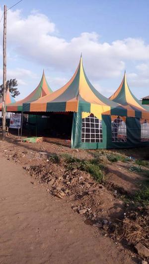 Green Orange 100 Seater Tent - main view