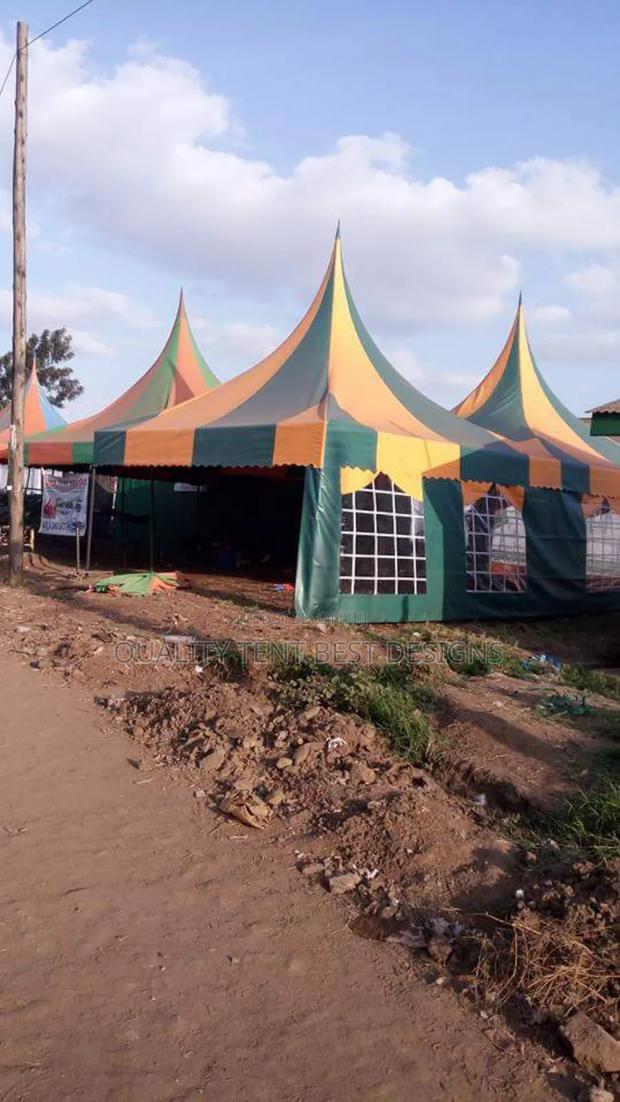 Green Orange 100 Seater Tent