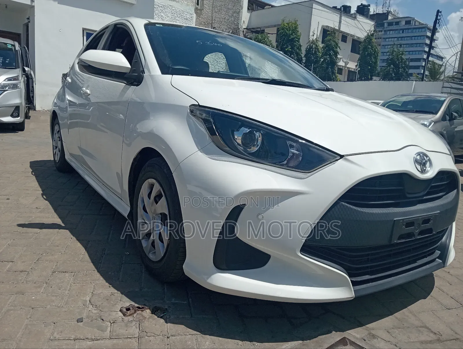 Toyota Yaris 2018 White