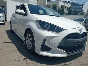 Toyota Yaris 2018 White