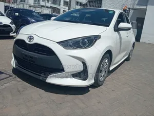 Toyota Yaris 2018 White