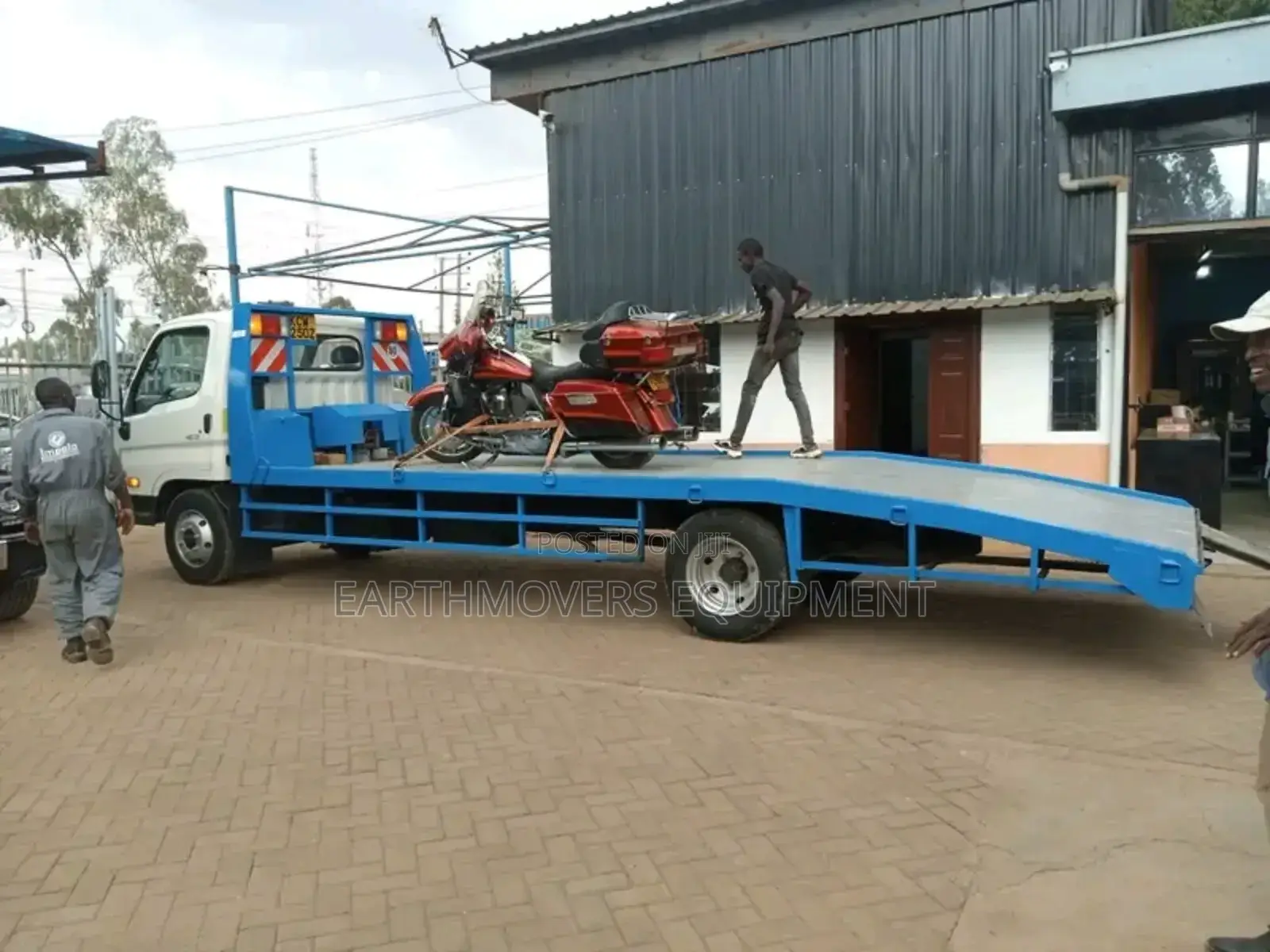 Breakdown/Towing/Flat Bed Services