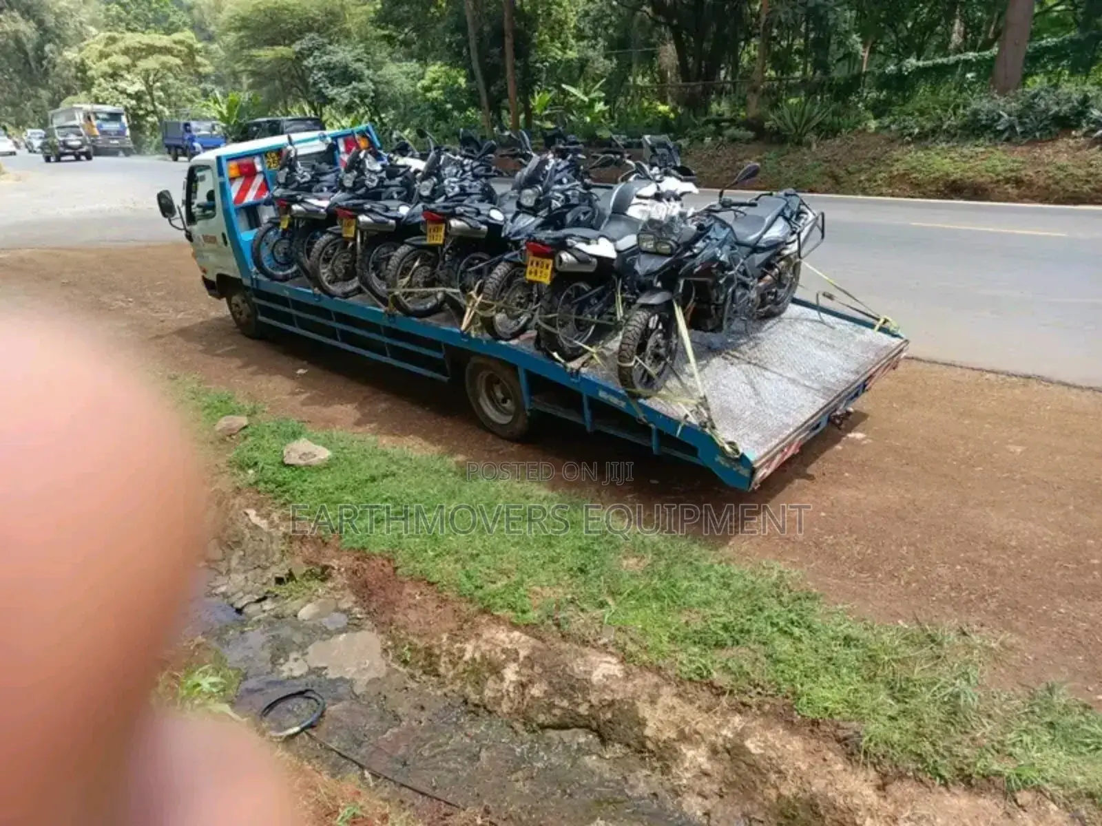 Breakdown/Towing/Flat Bed Services