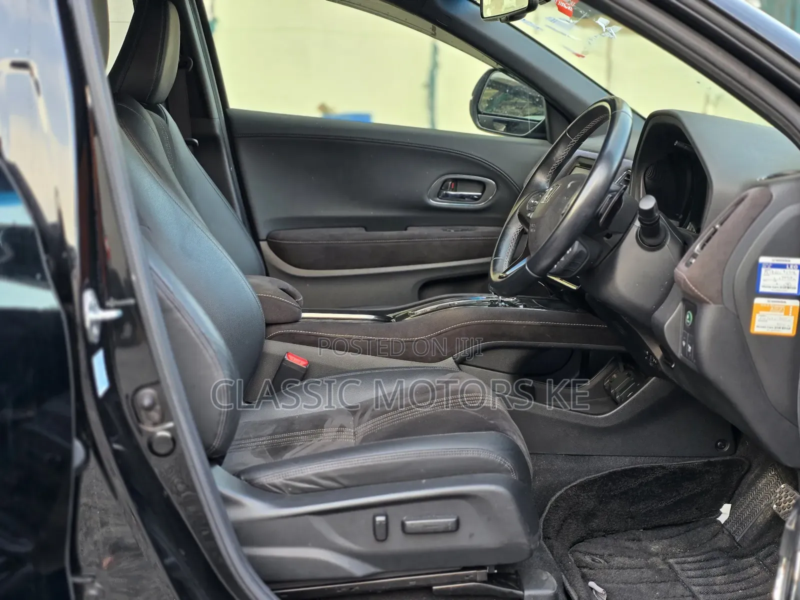 Honda Vezel 1.5 Hybrid 2WD 2018 Black