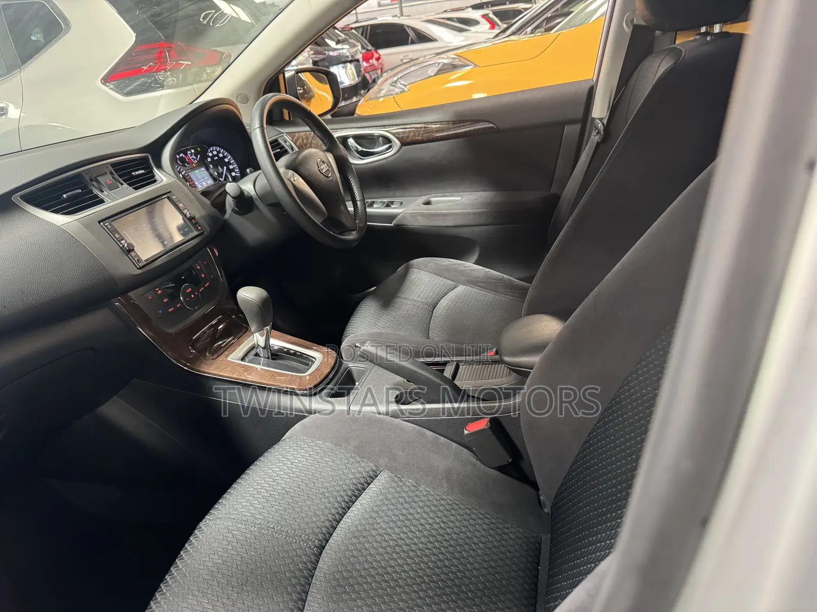 Nissan Sylphy 2018 Silver