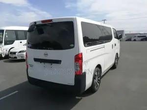 Nissan Caravan (Urvan) 2018 White