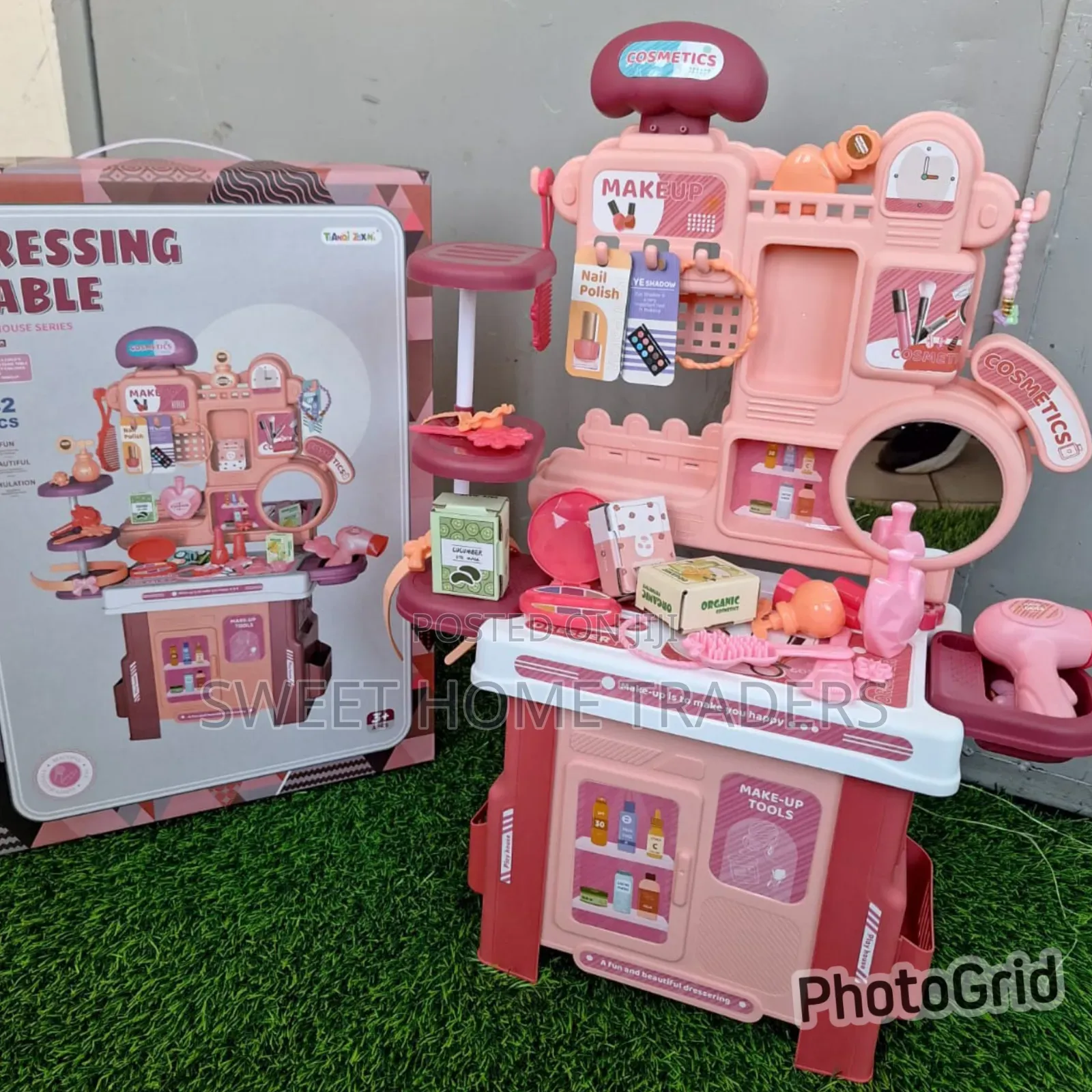 Kids Dressing Table With Mirror
