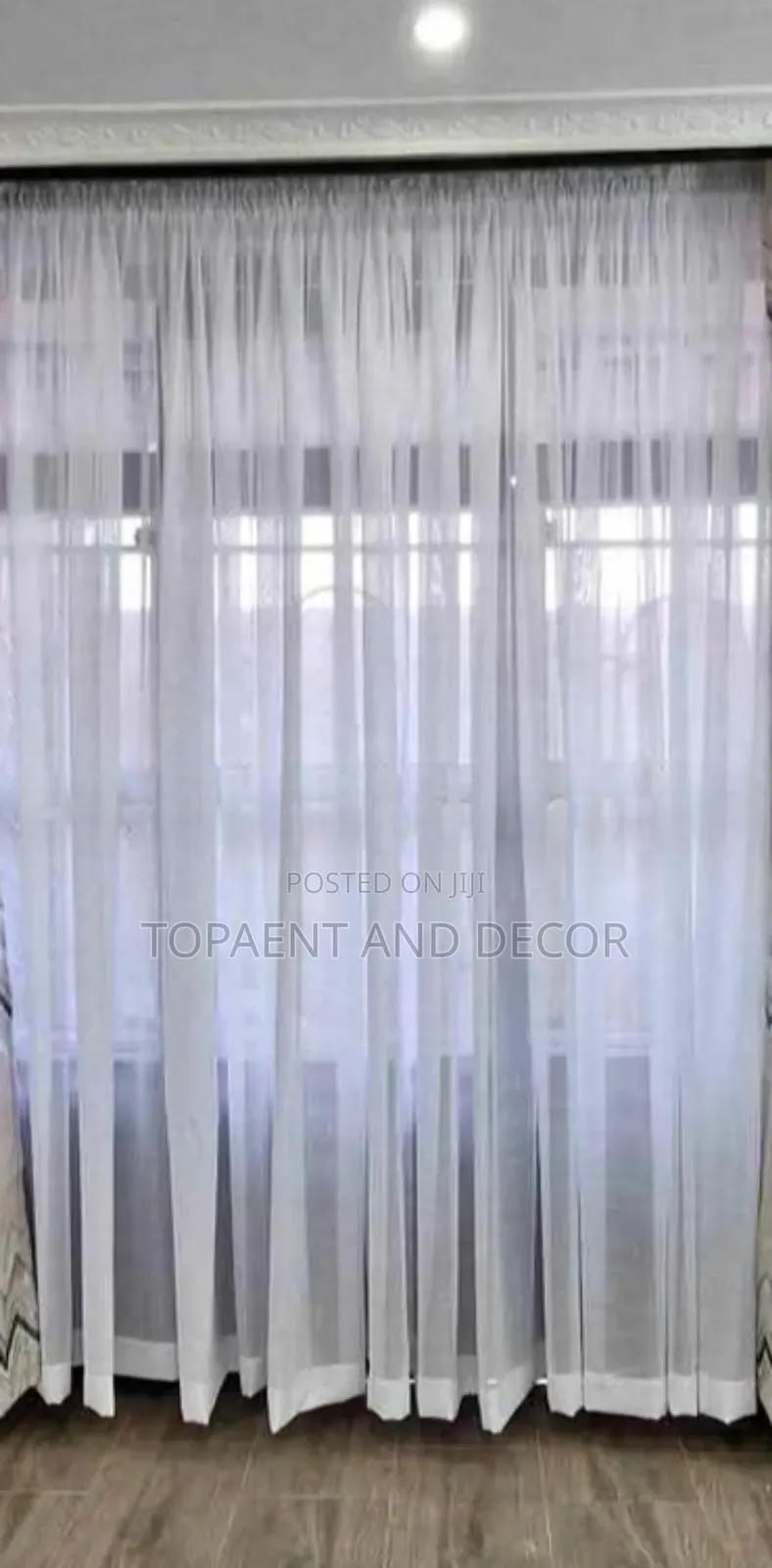 Decorative White Sheer Curtain With Stylish Finials
