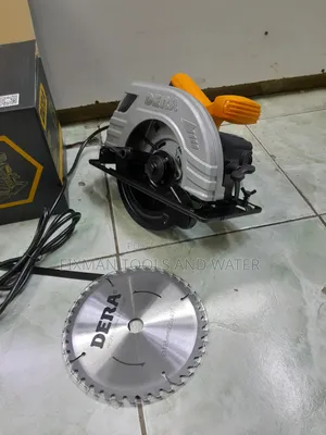 Dera Circular Saw 1400 Watts With Free Blade