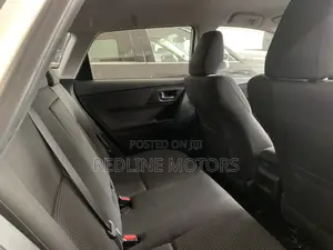 Toyota Auris 2018 Off white