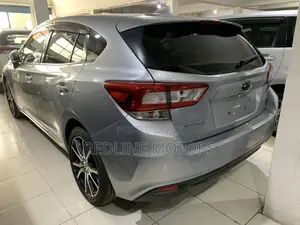 Subaru Impreza 2.0i Limited AWD Hatchback 2018 Silver