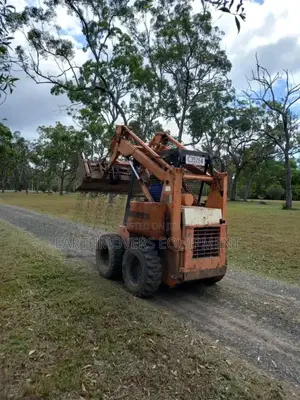 Bobcat/Skid Steer for Hire