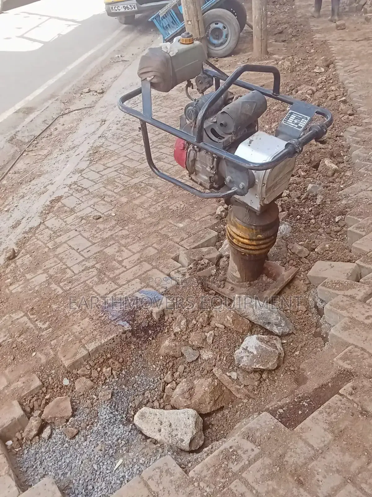 Pedestrian Roller, Plate and Kangaroo Compactor for Hire