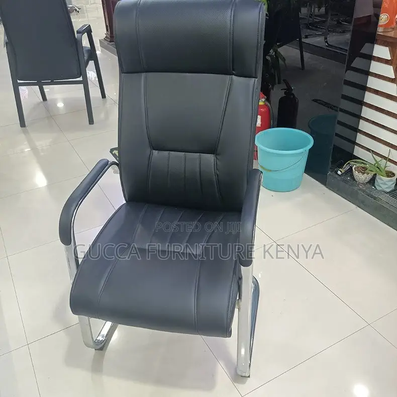 Office Chair: High-Back Leather Conference Arm Bow Chair