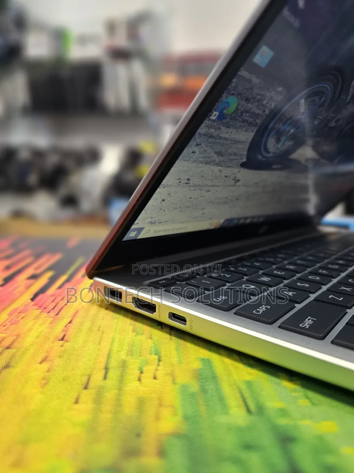 Laptop HP 250 G10 8GB Intel Core I7 SSD 256GB