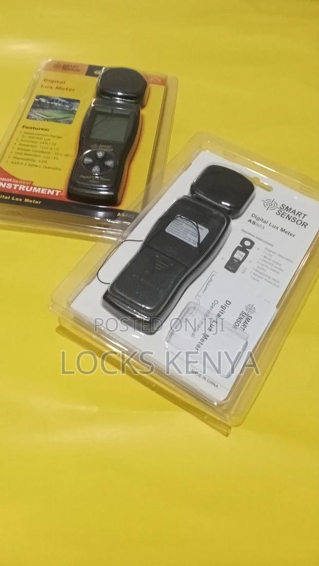 0.1- 200000 Lux Meter - main view