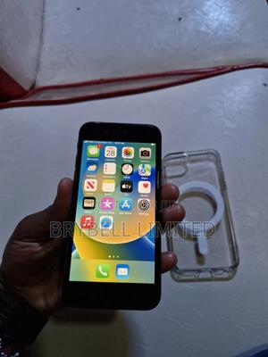 Apple iPhone 8 64 GB Black - thumbnail 2