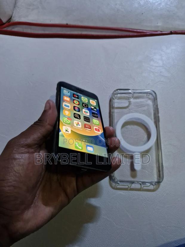 Apple iPhone 8 64 GB Black - thumbnail 8