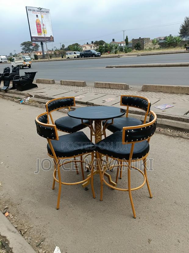 High Bar Chairs and Table, Set Black and Gold 