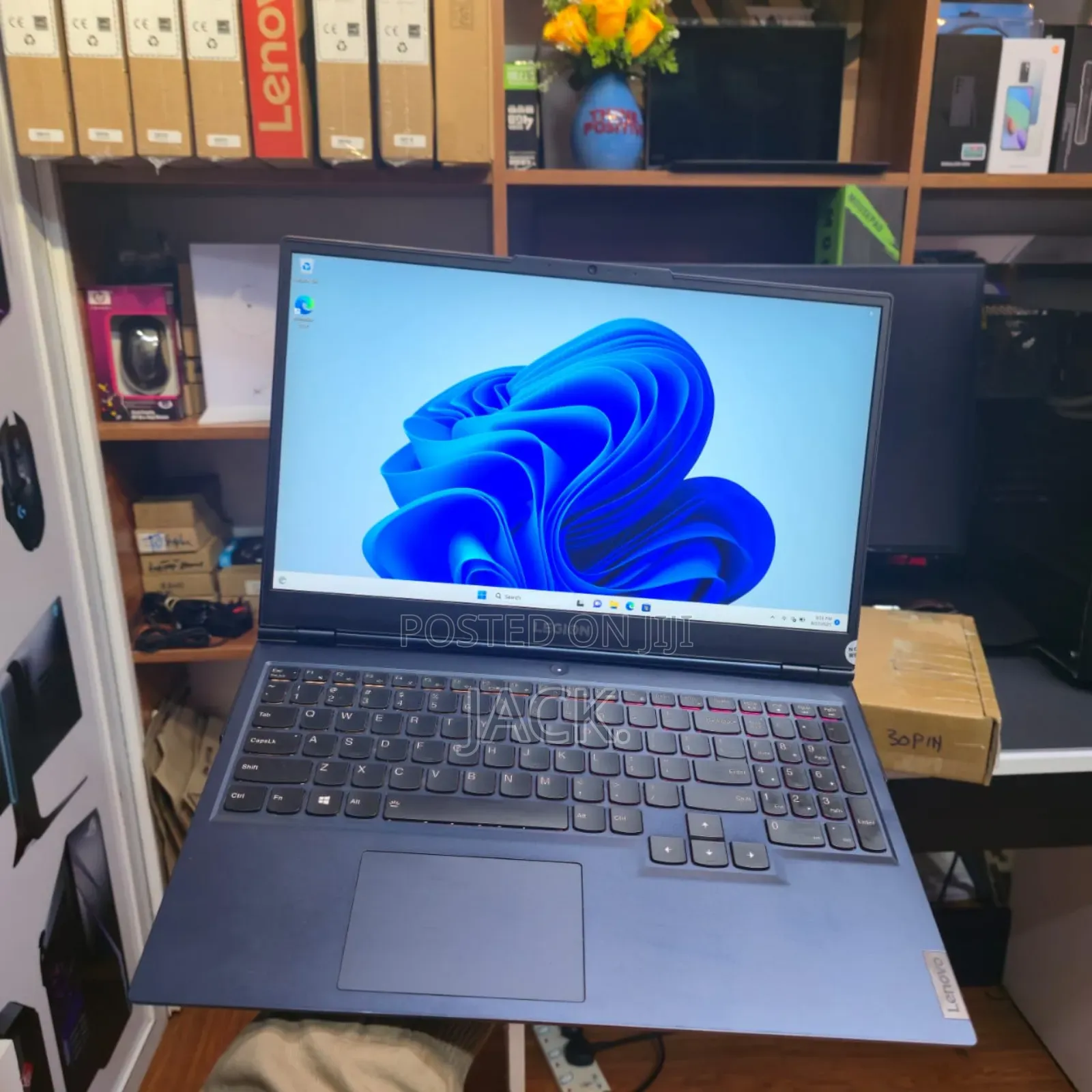 Lenovo Legion Y7000P IRX9 Gaming Laptop 16GB Intel Core I7 SSD 1T
