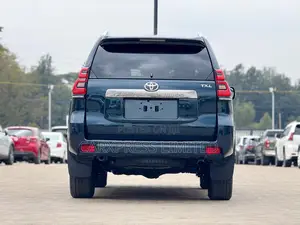 Toyota Land Cruiser Prado 2020 Blue