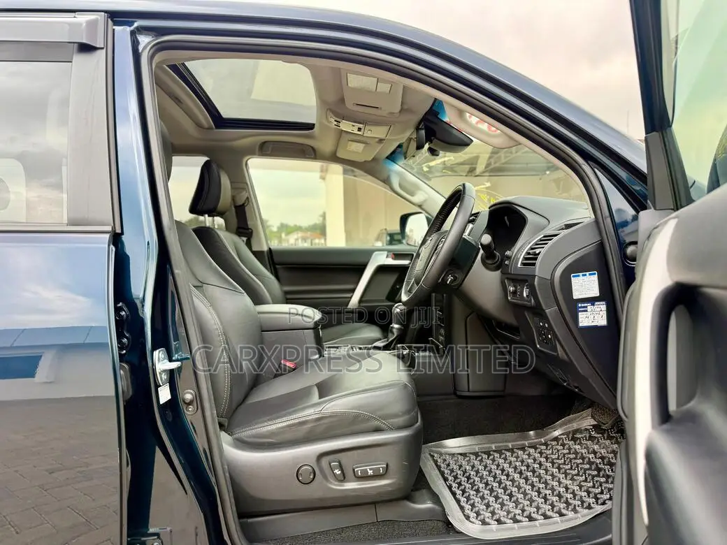 Toyota Land Cruiser Prado 2020 Blue