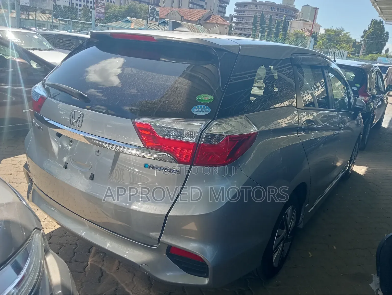 Honda Fit Shuttle 2019 Silver