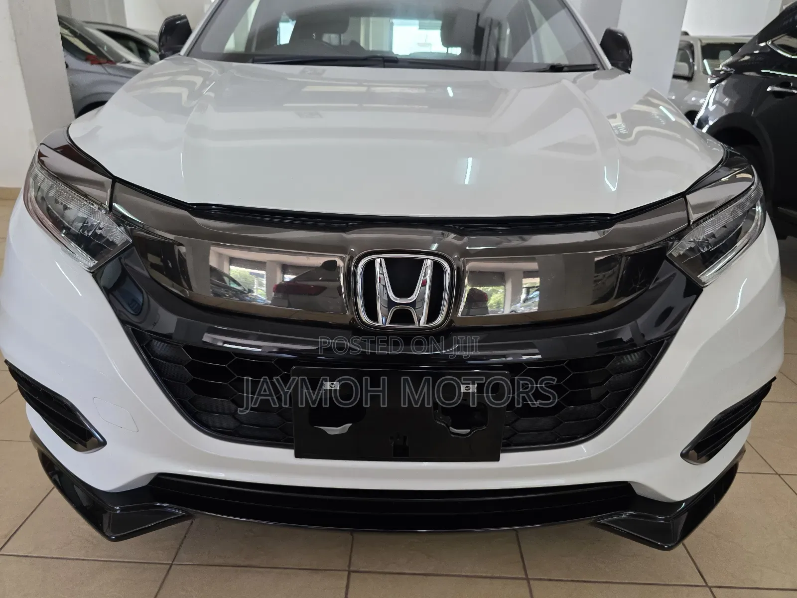 Honda Vezel 2018 White