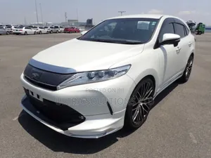 Toyota Harrier 2018 White