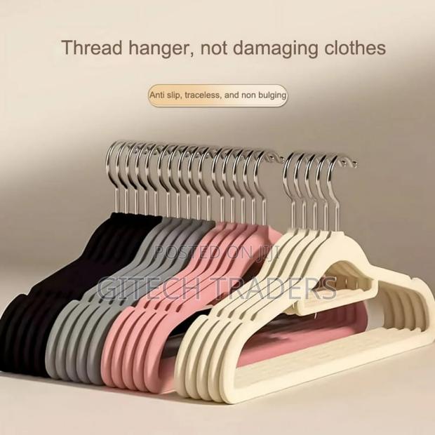 Velvet Clothes Hungers