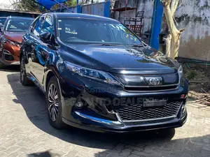 Toyota Harrier 2018 Black