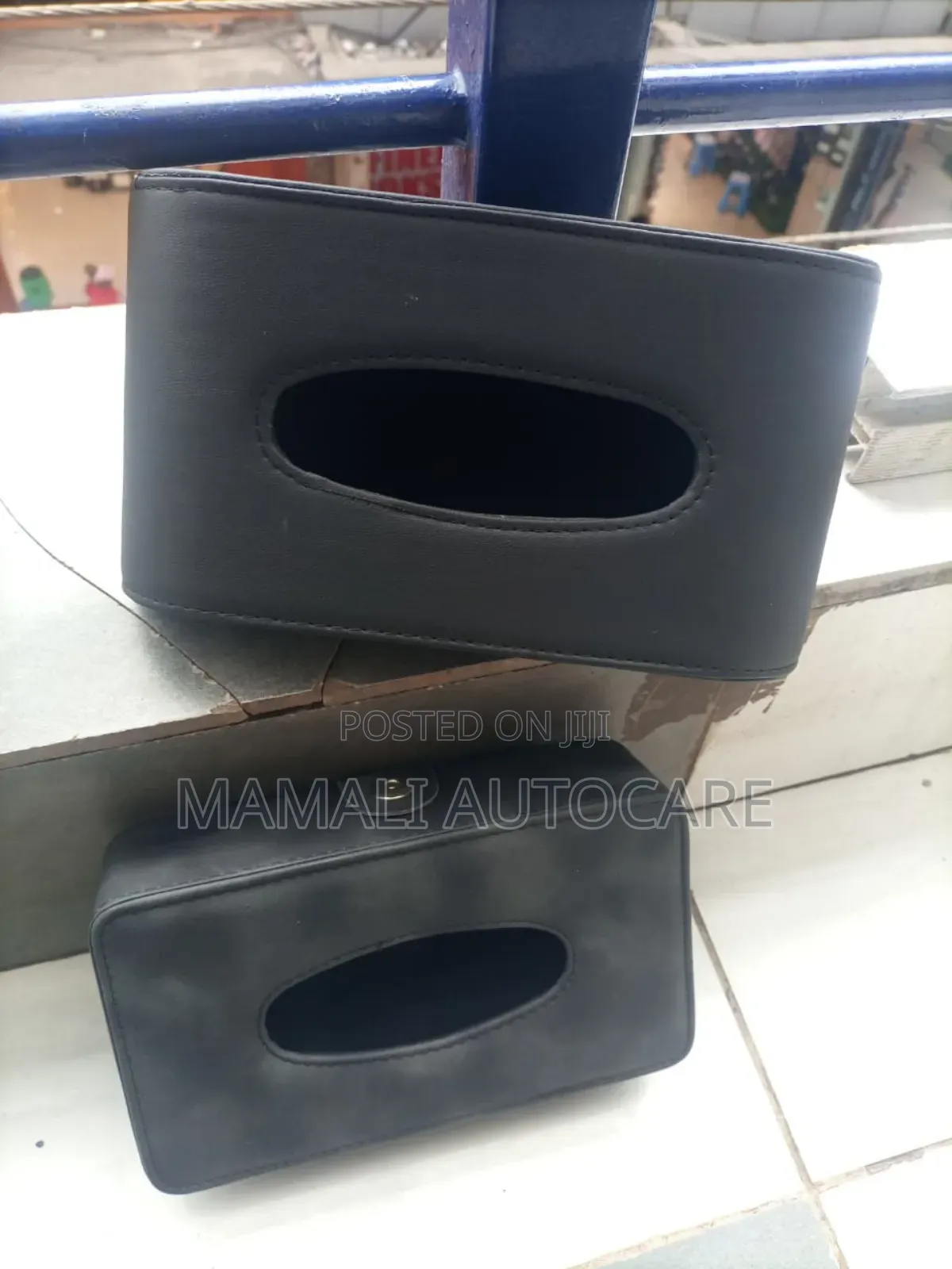 Car Tissue Holder Leather Material High-Quality Interior Accessory