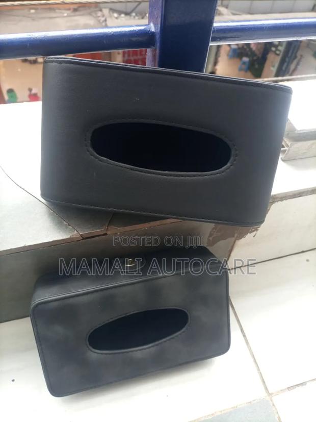 Car Tissue Holder Leather Material High-Quality Interior Accessory