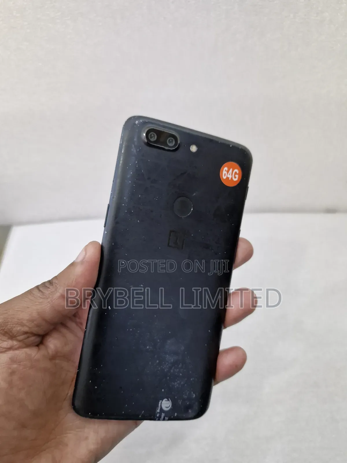 OnePlus 5T 64 GB Gray