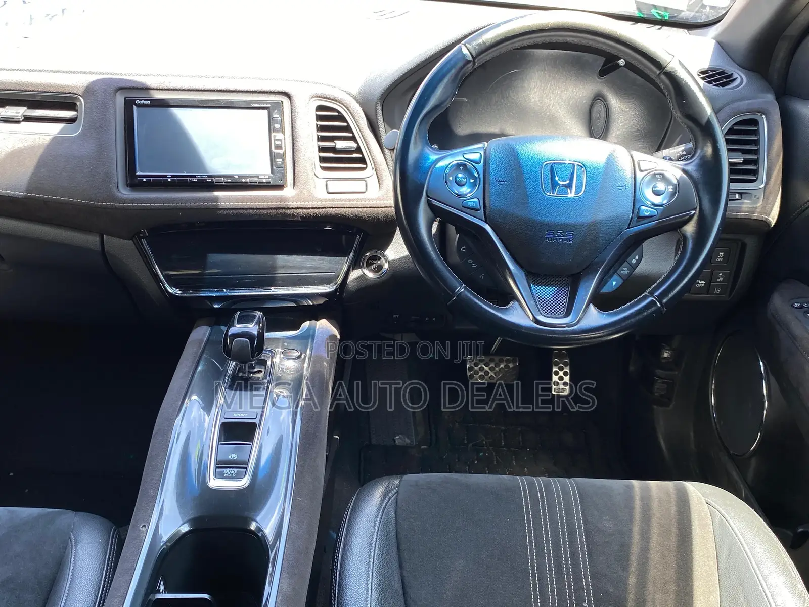 Honda Vezel 2018 Red