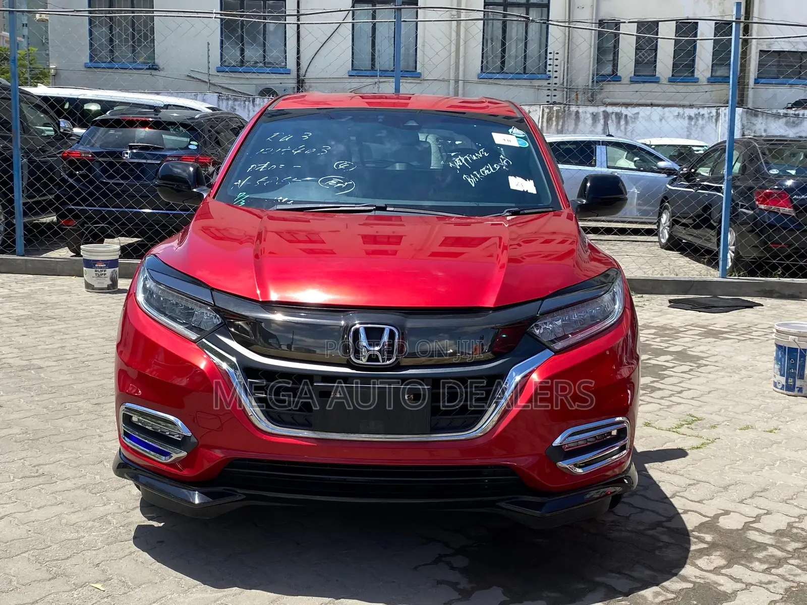 Honda Vezel 2018 Red