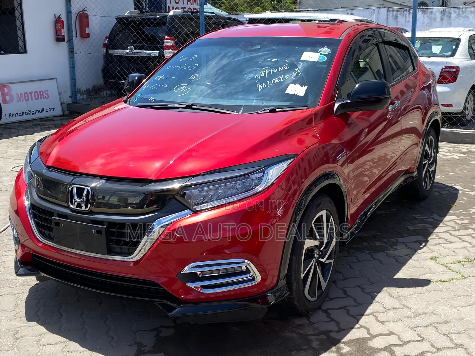 Honda Vezel 2018 Red