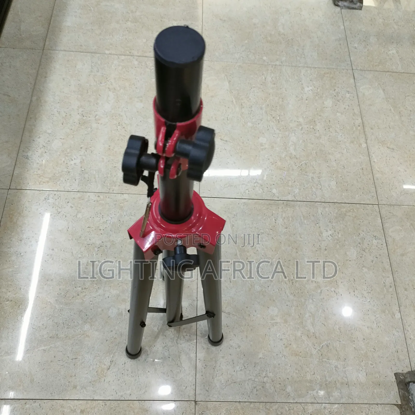 Powerful 8 Channels Outdoor Sound -(2)Ev Mid Speakers - Wireless Mic